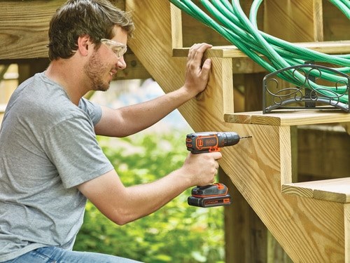 Trapano vidhosëse Black&Decker BDCDC18BAFC, 18V, 2x bateri 1.5Ah, portokalli