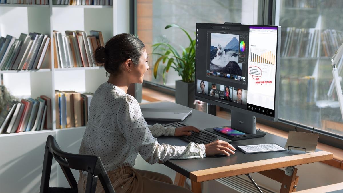 Kompjuter All in One Lenovo ThinkCentre neo 50a 27 G5, Intel Core i7, 27" FHD, 16GB RAM, 1TB SSD, gri