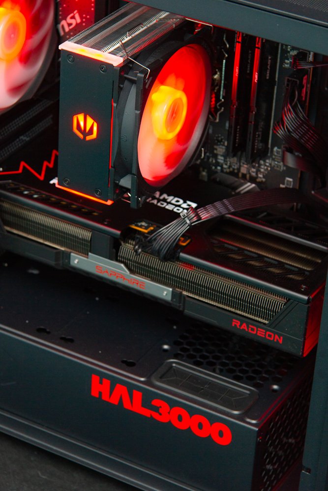 Kompjuter HAL3000 Alfa Gamer XT, AMD Ryzen 5 7600, 32GB DDR5, 2TB PCIe4 SSD, AMD RX 9070 XT, i zi