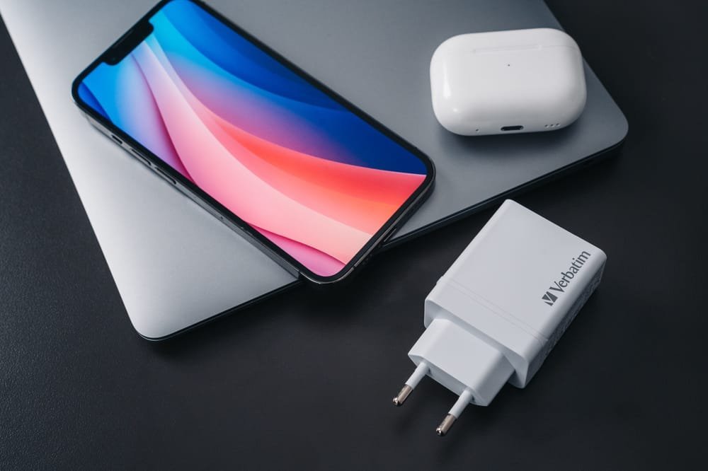 Ngarkues Verbatim, USB, 5V, i bardhë