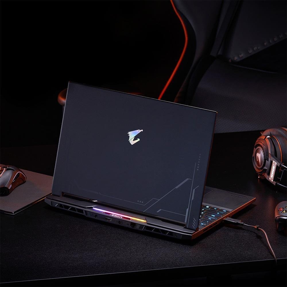 Лаптоп Gigabyte Aorus 15X ASF, Intel Core i7-13650HX, 16GB RAM, 1TB SSD, NVIDIA GeForce RTX 4070,темно сива боја