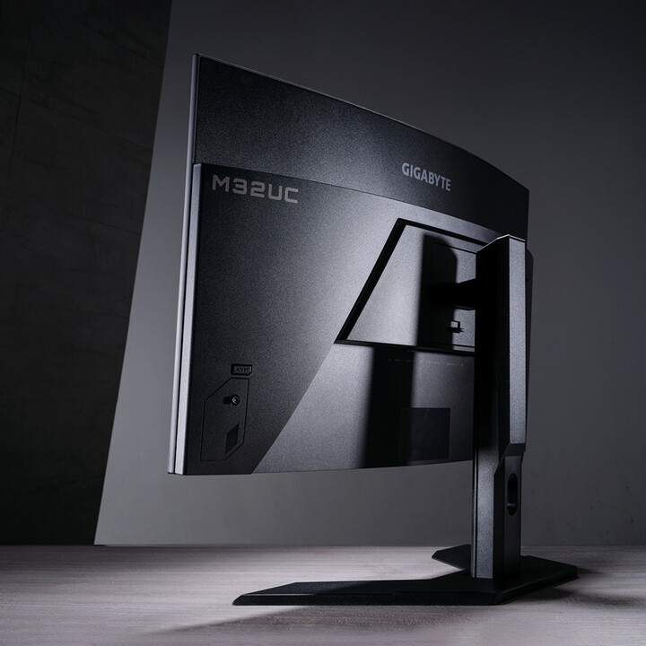 Monitor GIGABYTE M32UC - LED, 31.5", UHD, i zi