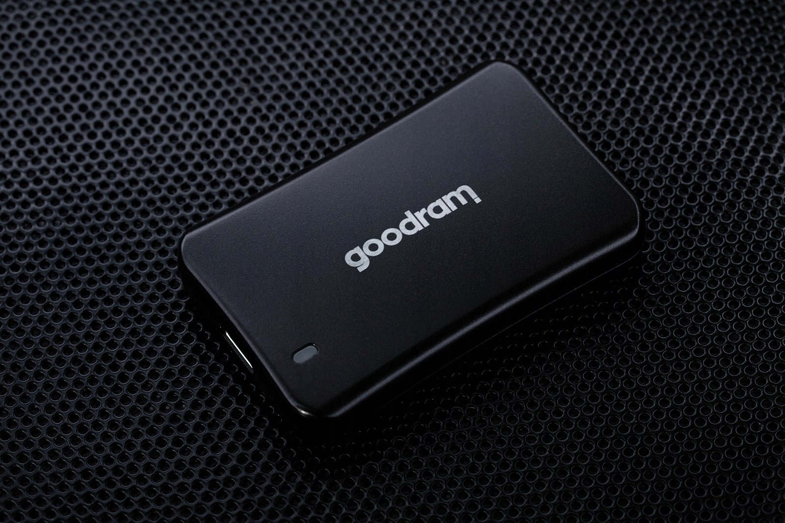 SSD i jashtëm Goodram SSDPR-HX200-2K0, 2TB, USB 3.2 Gen 2x2 Type-C, i zi