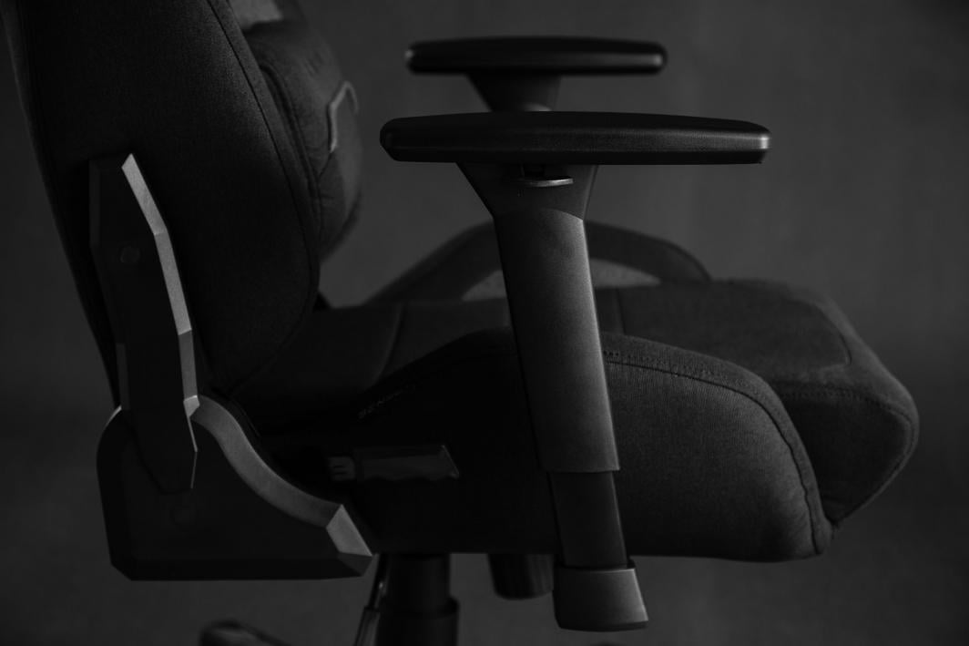 Karrige SENSE7 Sentinel, e zezë/ e hirtë