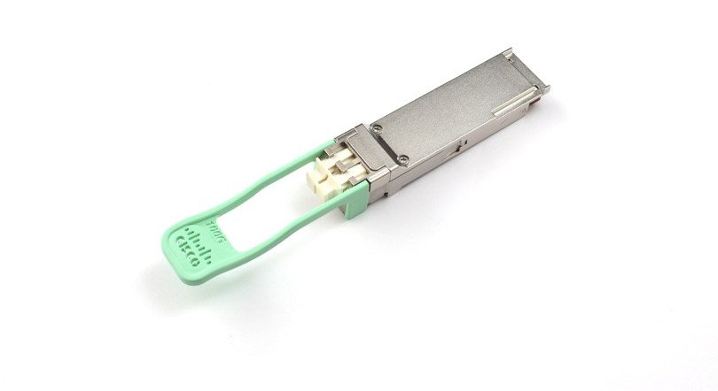 Modul transceiver rrjeti Cisco QSFP-100G-FR-S, 100G, SMF LC, i bardhë