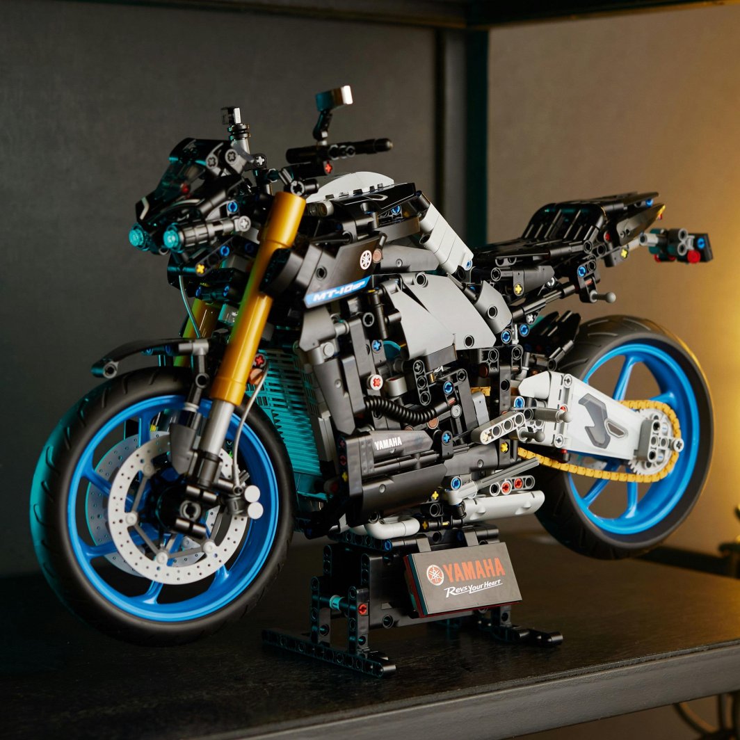 Lodër LEGO® Technic 42159 Yamaha MT-10 SP