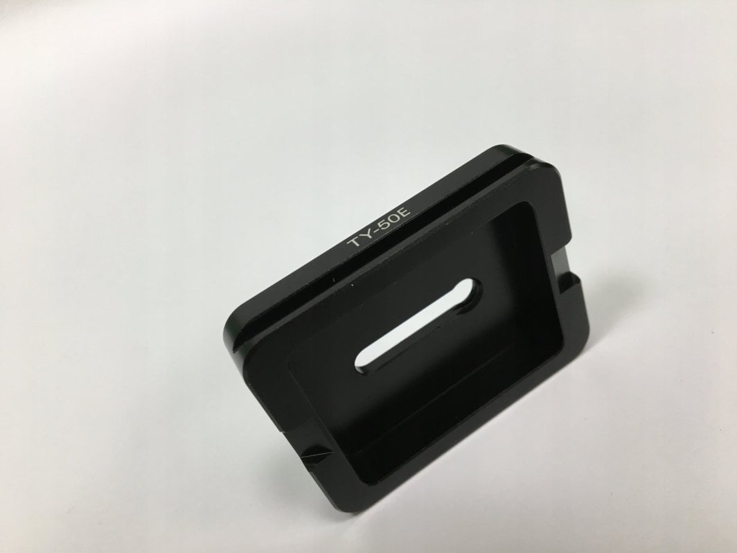 Pllakë Quick Release Sirui TY-50E, për koka E-10 E-20, sistem Arca, e zezë