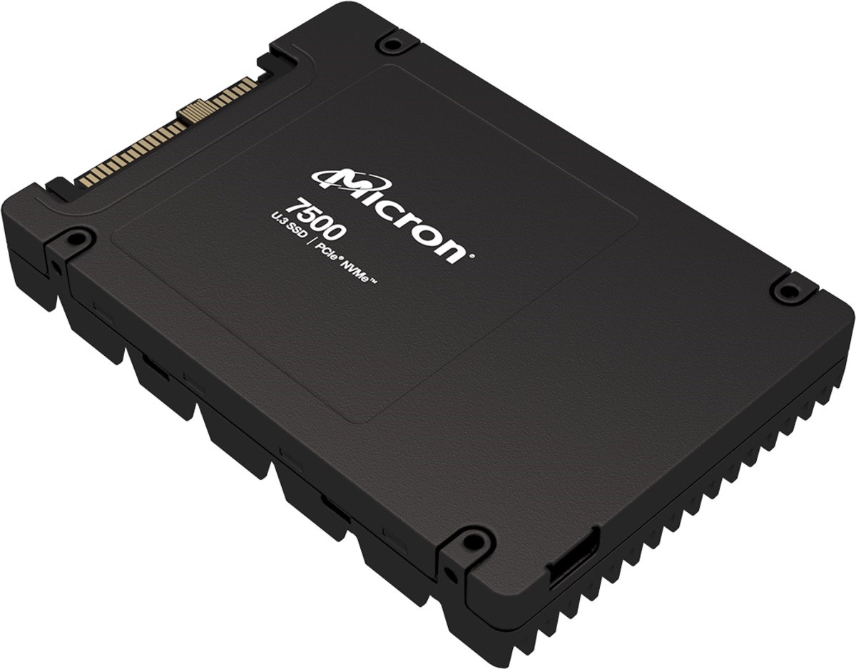 Внатрешен SSD Crucial 7500 PRO, 1.92TB, U.3 NVMe 4.0 x4