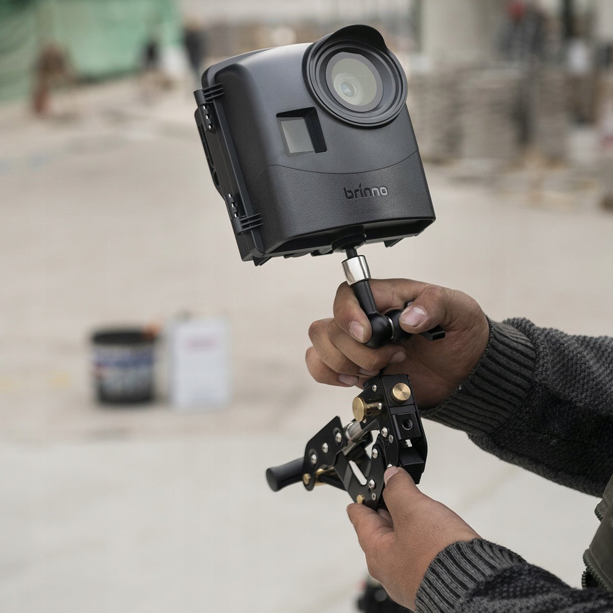 Kapëse për kamerë Brinno ACC1000P Clamp Plus, çelik inox, rrotullim 360°, e zezë