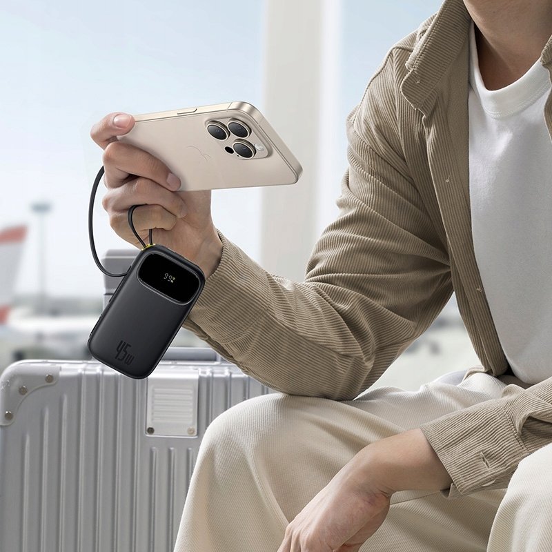 Power bank Baseus Star-Lord Digital Display, 20000mAh, 45W, me kabllo të integruar USB-C dhe Lightning, i zi