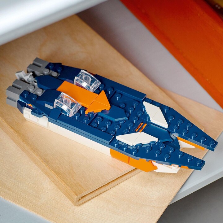 Set LEGO® Creator 3in1 31126 Supersonic jet, 215 pjesë