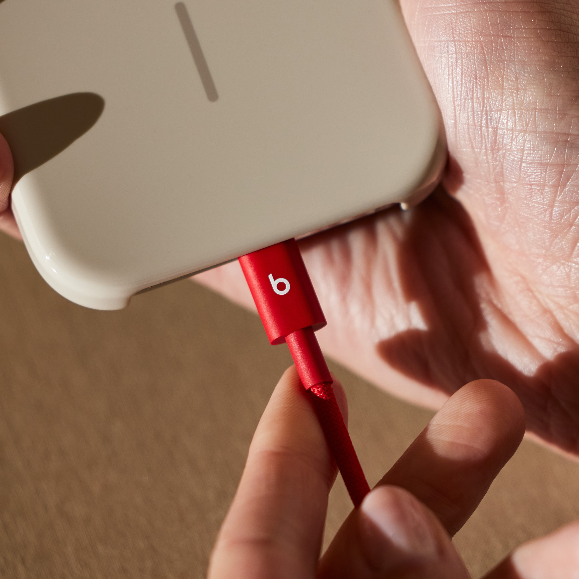 Beats USB-C to USB-C Woven Cable (1.5 m), Rapid Red