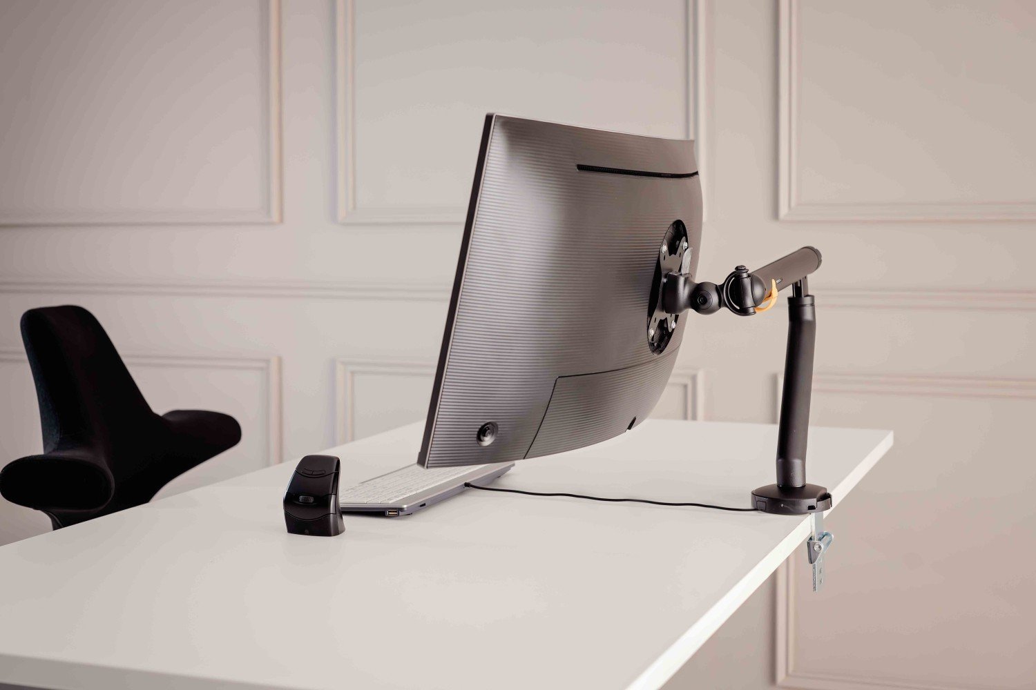 Krah monitori BakkerElkhuizen BE Flexible Single, 35", i zi