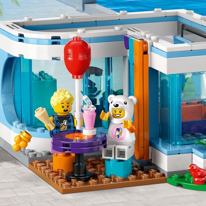 Set LEGO® City 60363 Ice Cream Shop, 296 pjesë