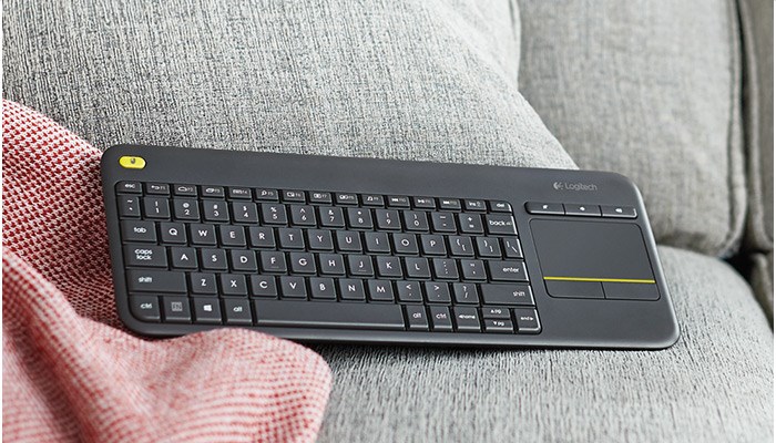 Tastierë me touchpad Logitech K400+, QWERTY, USB Wireless, e zezë