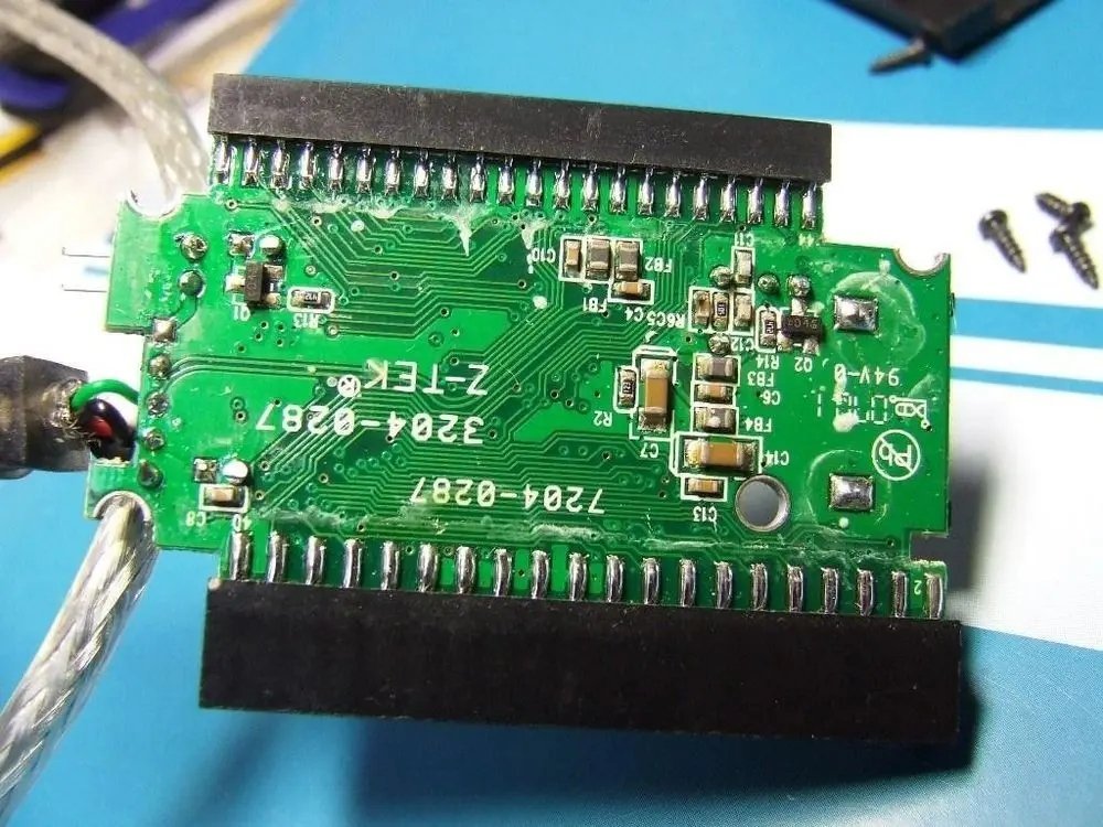 Adapter USB 2.0 PremiumCord IDE SATA, me kabllo, me furnizim shtesë me rrymë, i zi