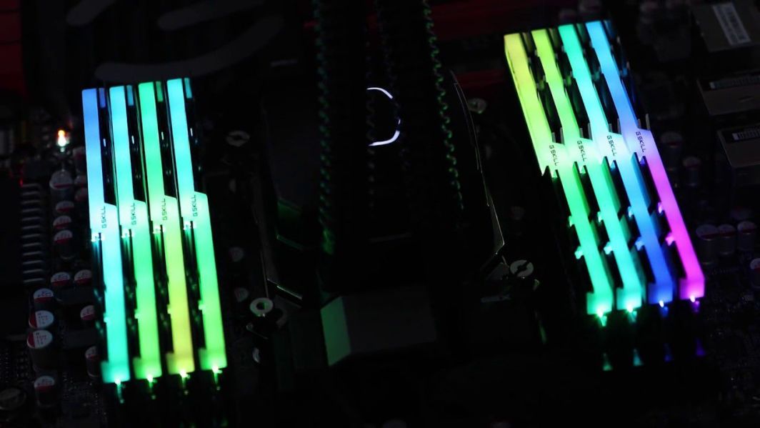 Memorie G.Skill Trident Z RGB, DDR4, 32 GB, 3200 MHz, CL16, F4-3200C16Q-32GTZRX