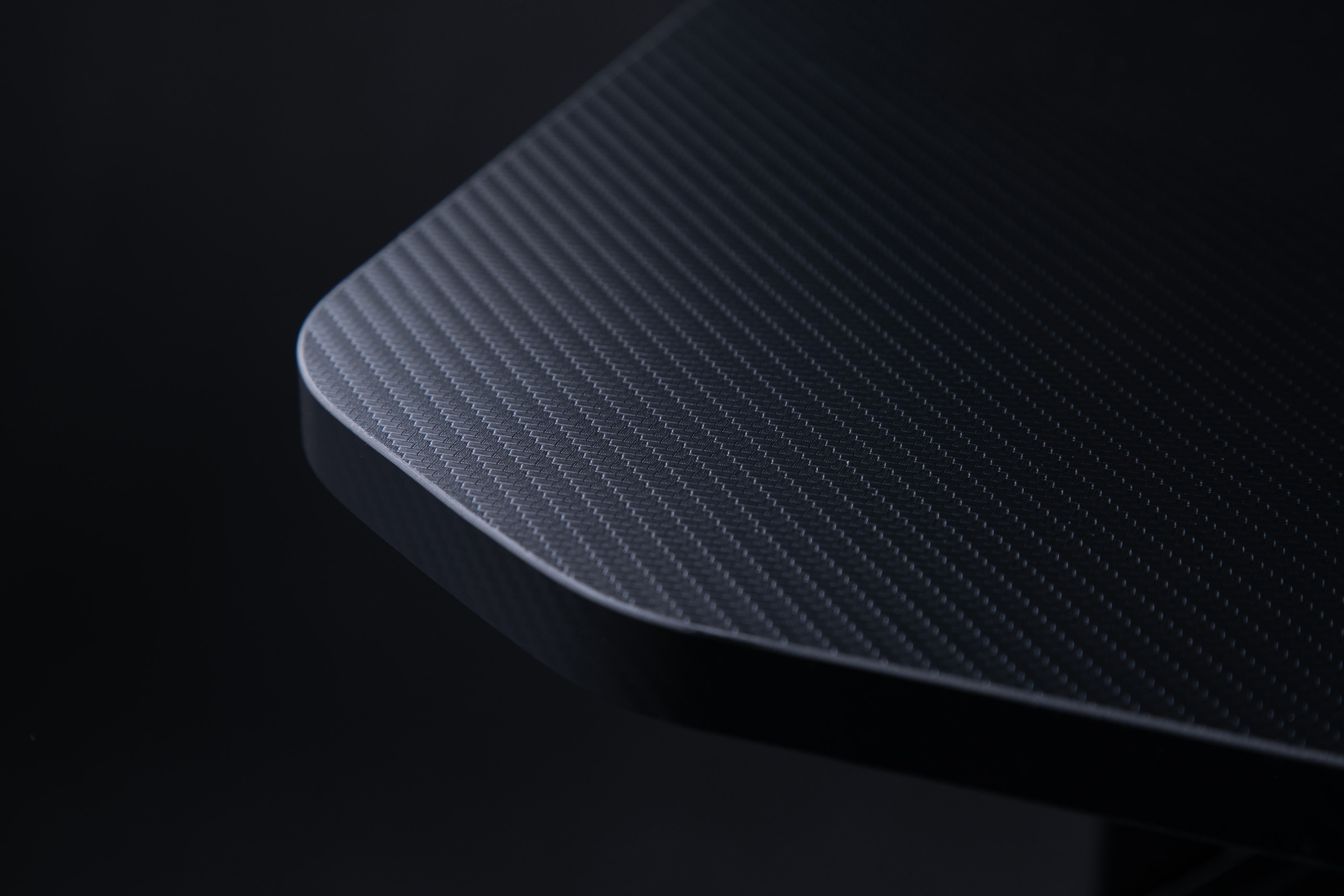 Tavolinë SENSE7 Nomad Cybernetic, 140cm x 60cm, e zezë