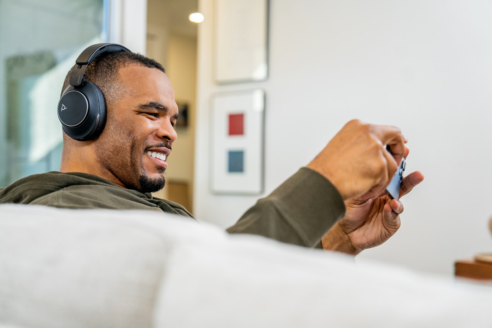 Kufje Poly Voyager Surround 80 UC, Bluetooth, Boomless, të zeza