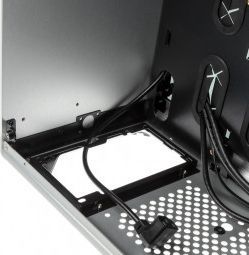 Kasë Raijintek Thetis, Midi Tower