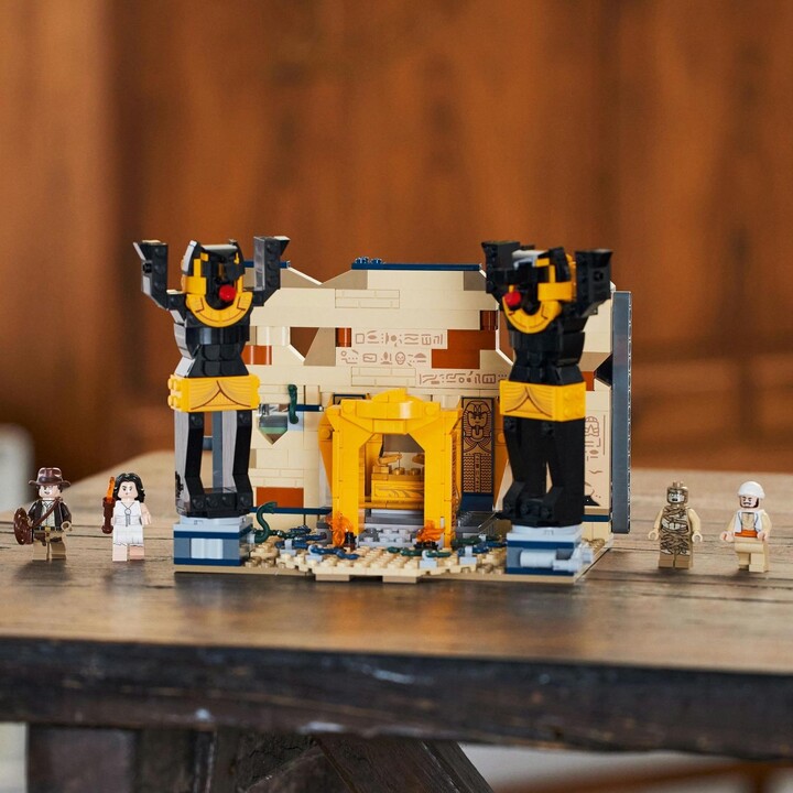 Set LEGO® Indiana Jones™ 77013 Escape from the Lost Tomb