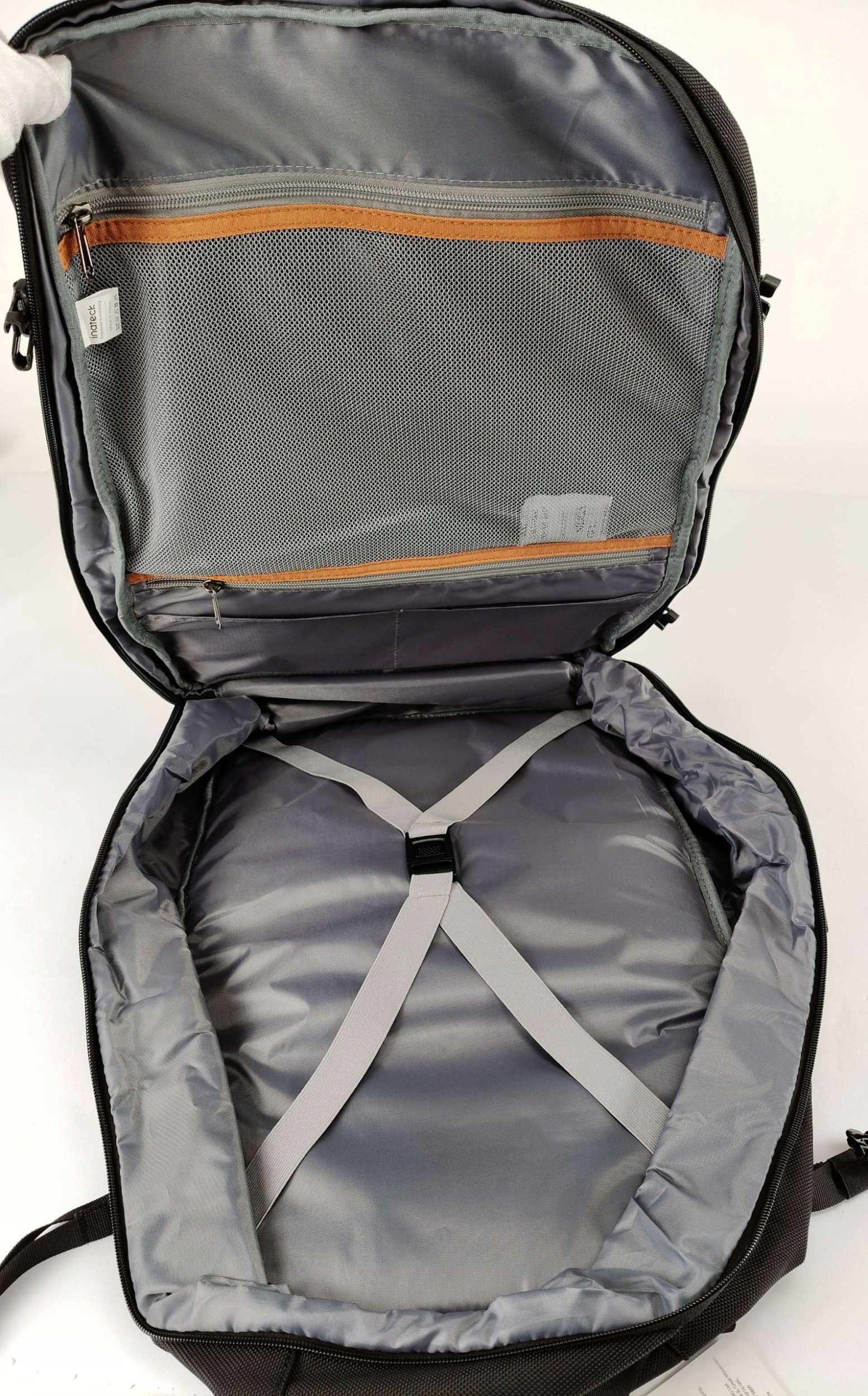 Çantë shpine udhëtimi Inateck, 42L, laptop 15.6", e zezë