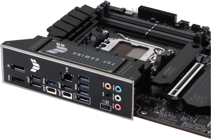Pllakë amë ASUS TUF GAMING X670E-PLUS - AMD X670