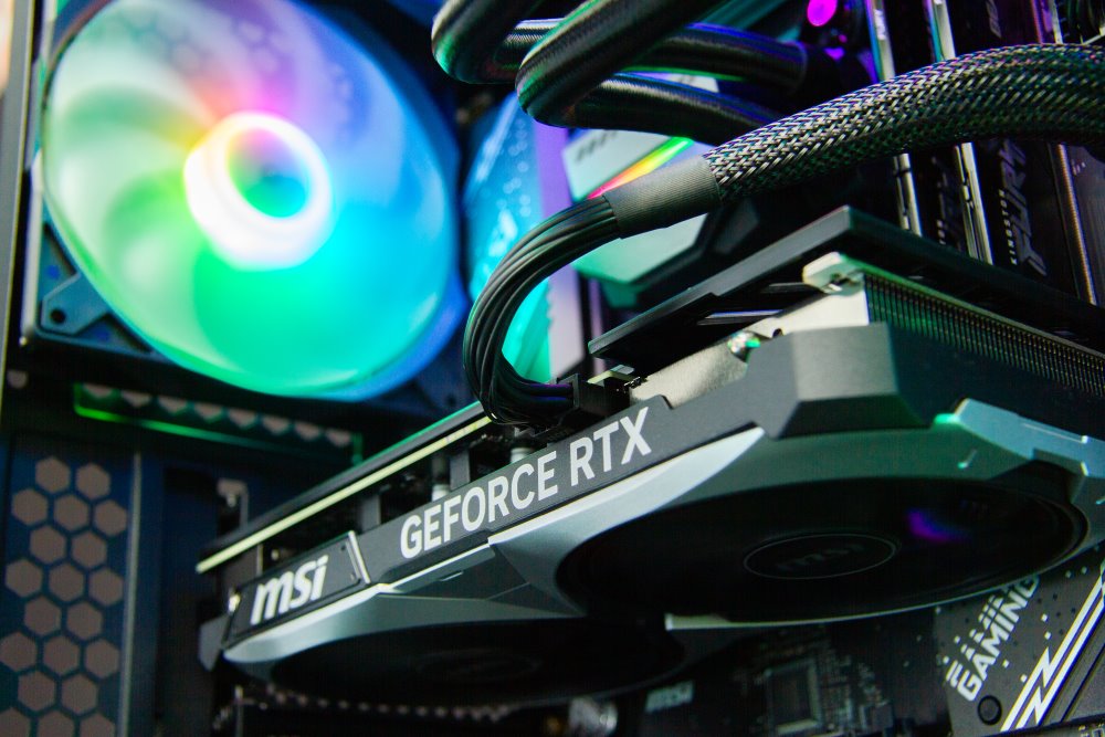 Kompjuter HAL3000 Master Gamer Elite, Intel i7-14700F, 32GB RAM DDR5, 2TB SSD, RTX 4070 Ti Super, i zi