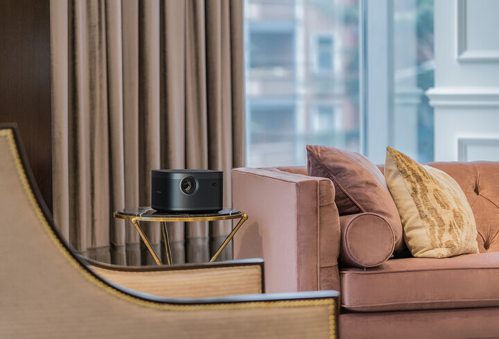 Projektor XGIMI Horizon Pro, i argjendtë