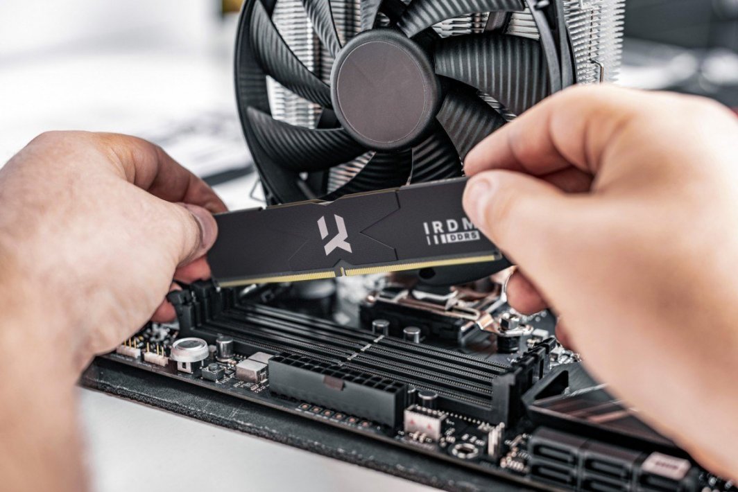 Memorie GoodRam IRDM, DDR5, 32 GB, 6800 MHz, CL34, IR-6800D564L34S/32GDC