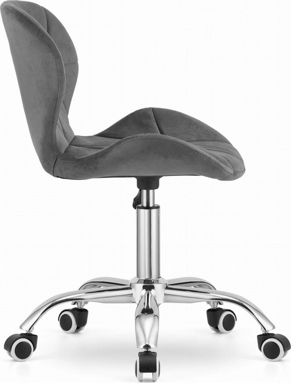 Karrige zyre Leobert Avola, e hirtë e errët