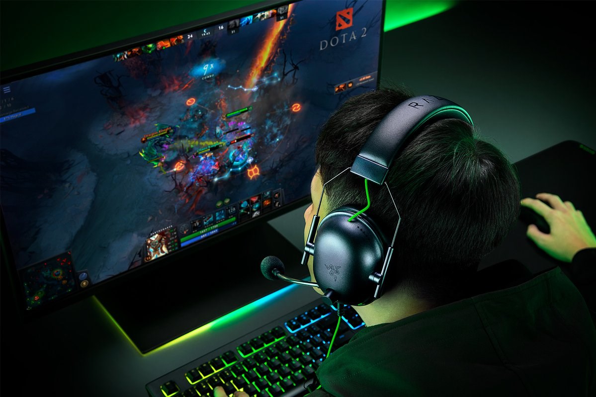 [OUTLET] Kufje Razer Blackshark V2 X, me kabllo, të zeza/ gjelbërta