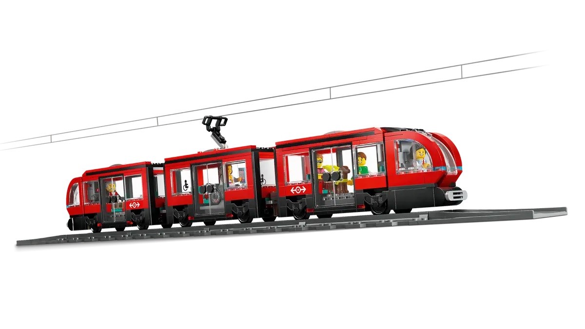Set LEGO City Downtown Streetcar and Station, tram dhe stacion urban, shumëngjyrësh