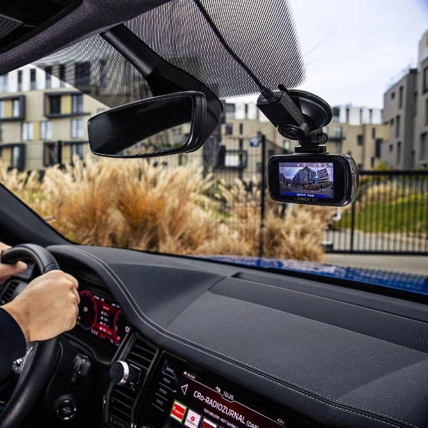 Kamera për makinë LAMAX C11 GPS 4K, me detektor radarësh, e zezë