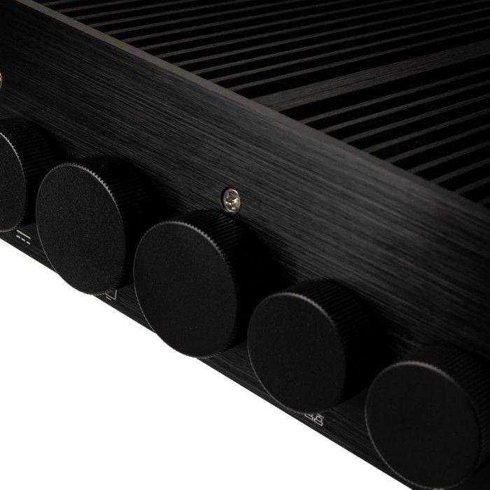 Kasë Akasa Pascal PX, NUC