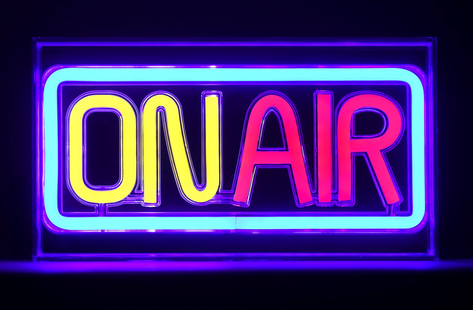 Neon Activejet ON AIR LED