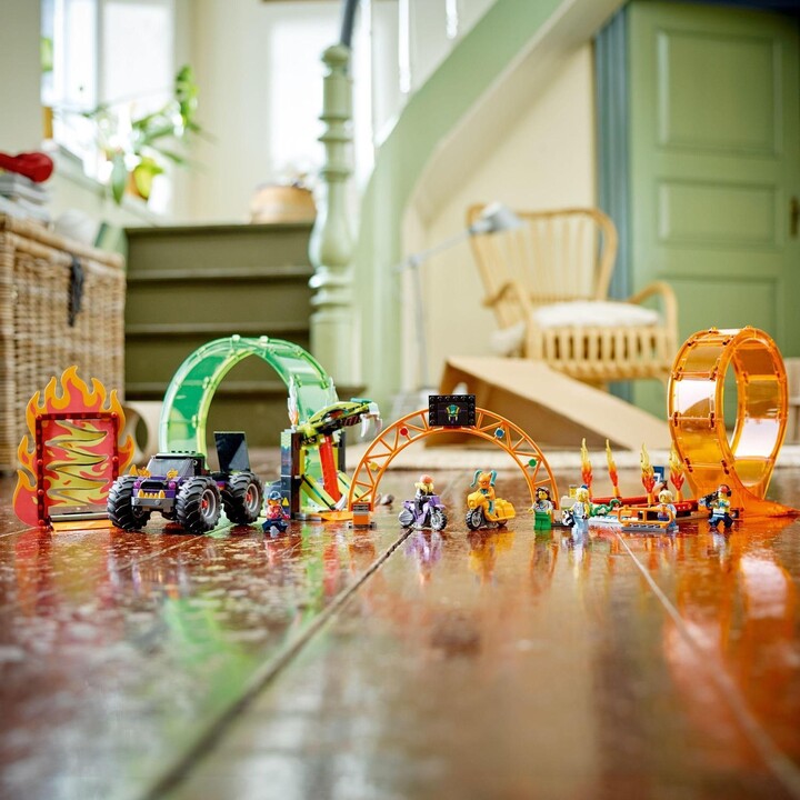 Set lodër LEGO® City 60339 Stunt Double Loop, 598 pjesë