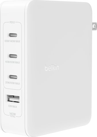 Karikues muri Belkin BoostCharge Pro, 140W, 4 porta 3x USB C 1x USB A, i bardhë