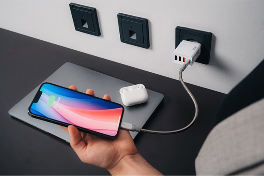 Ngarkues Verbatim, USB, 5V, i bardhë