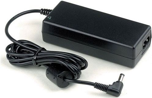 Adapter karikues CoreParts MBA1300, 40W, për ambiente të brendshme, i zi