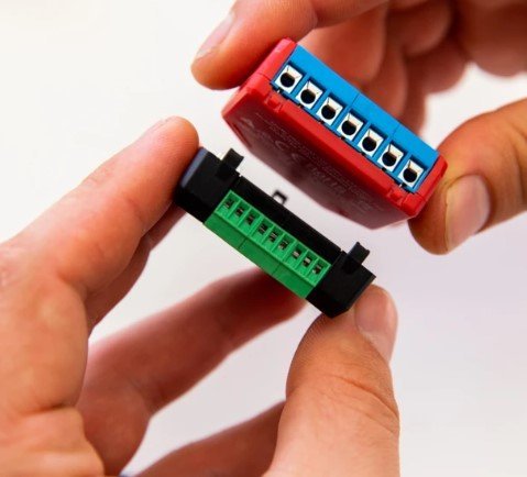 Modul zgjerues Shelly Plus Add-On, për matje temperature dhe lagështie