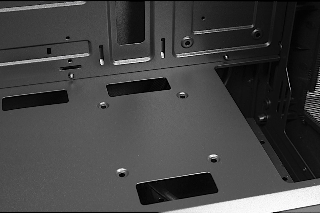 Kasë Inter-Tech SM-007 Enforcer, Mini Tower