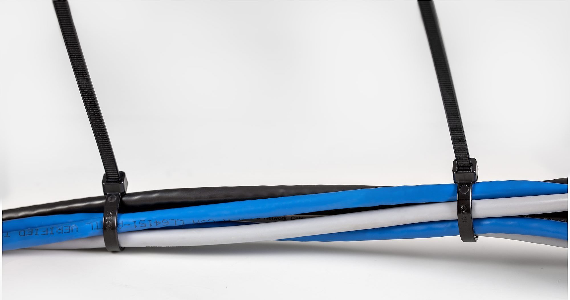 Lidhëse kabllosh StarTech.com, 8" Nylon, set 100 copë, të zeza