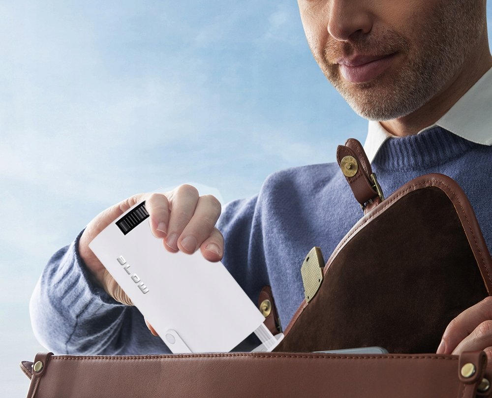 Projektor Magcubic HY300 Pro LED, 130", 4K Full HD, WiFi