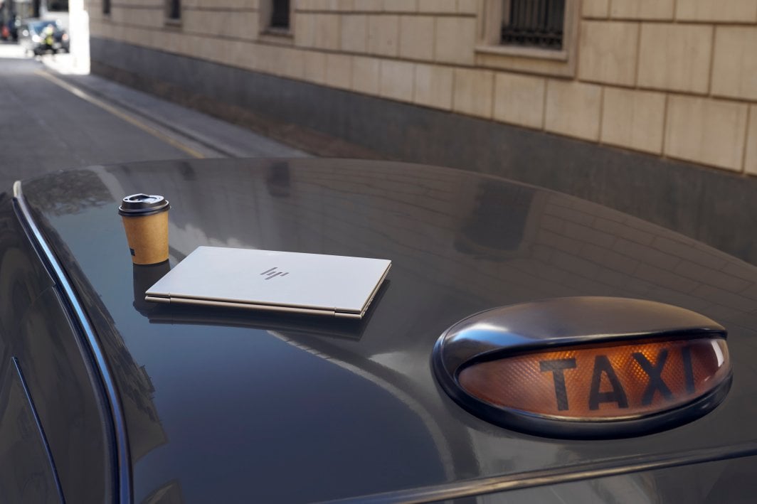 Laptop HP EliteBook 845 G10, 14.0", R7-7840U, 16GB RAM, 512GB SSD