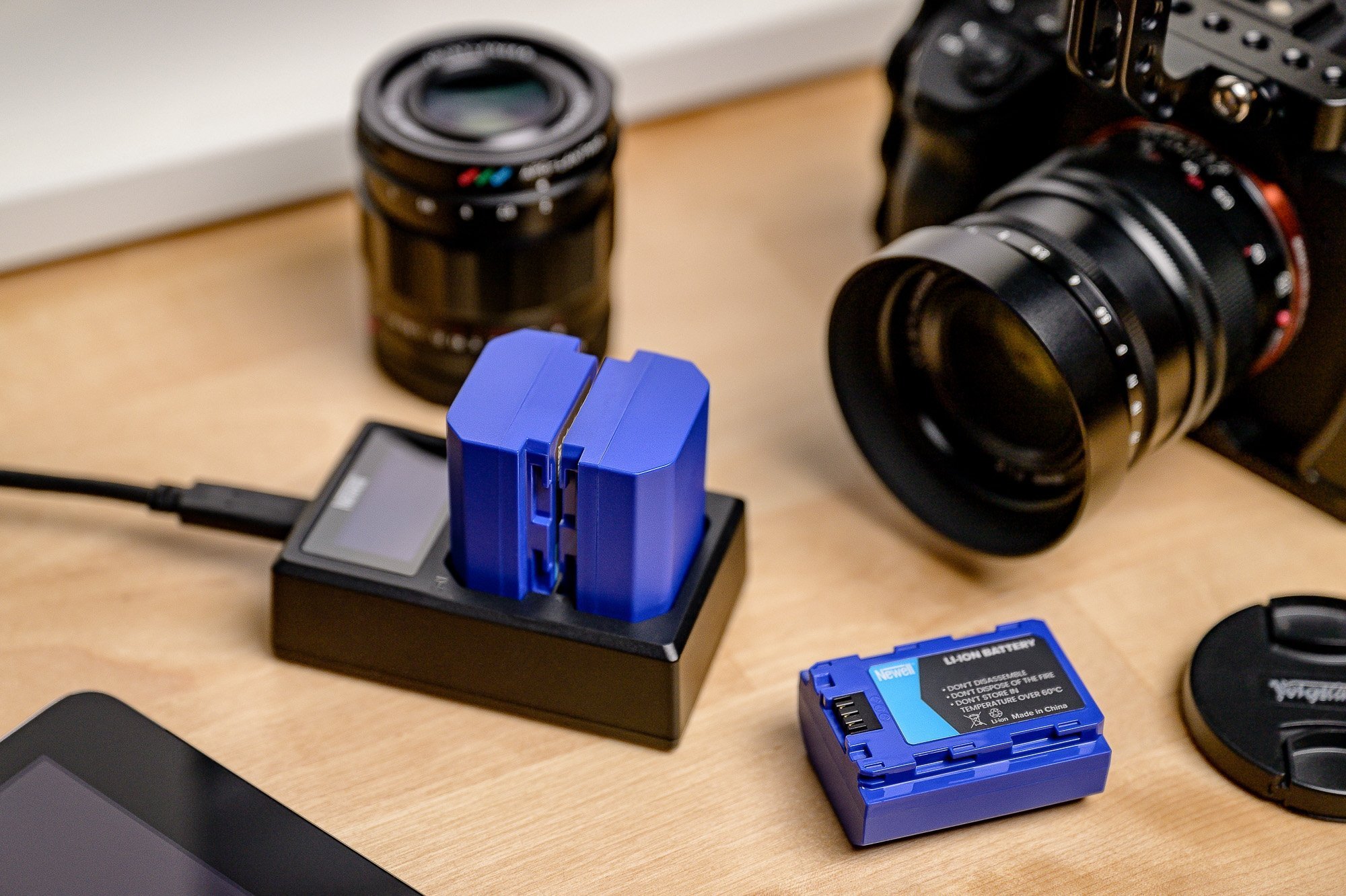 Bateri për aparat fotografik Newell SupraCell NP-FZ100, 2300 mAh, për Sony