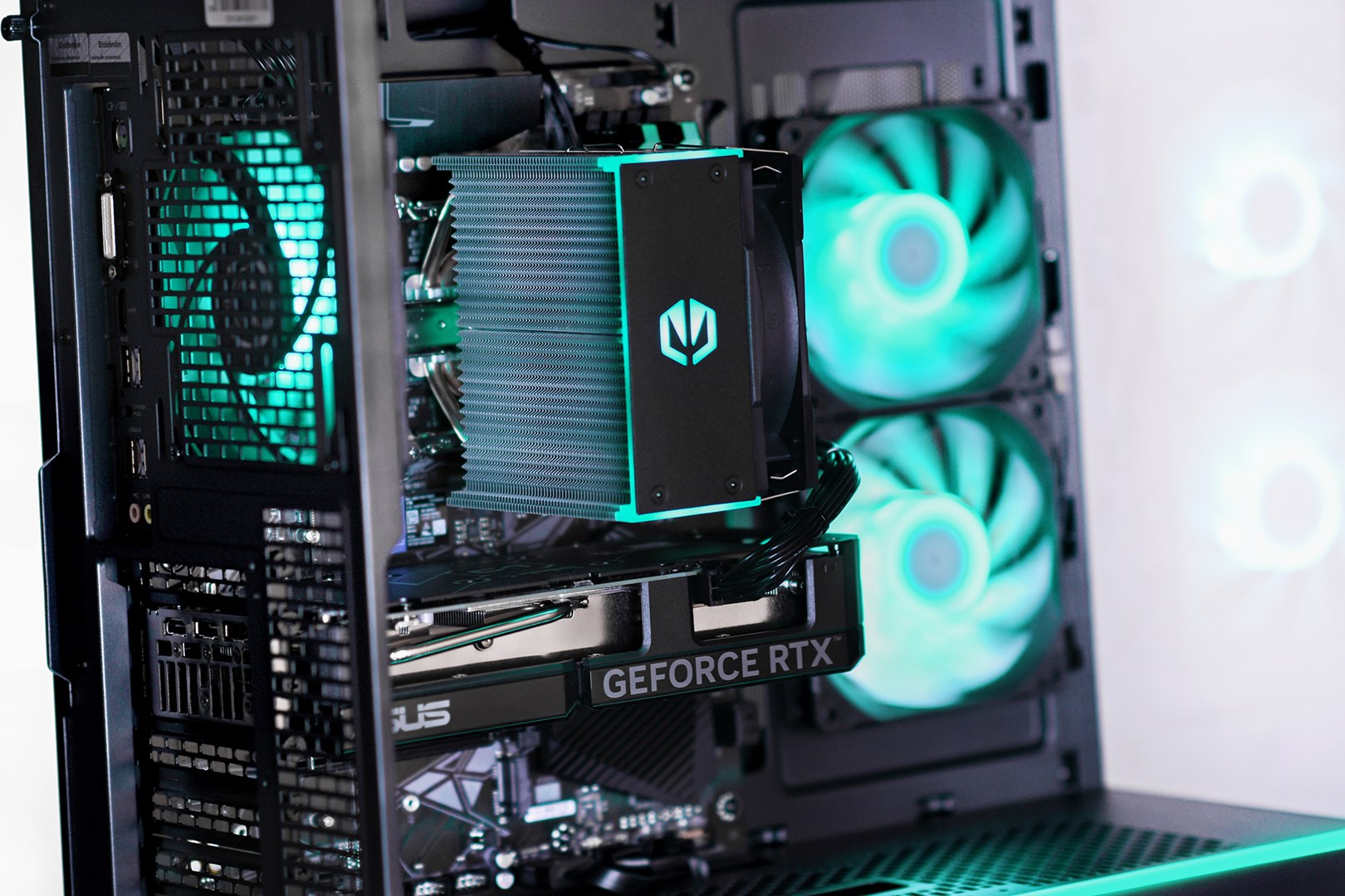 Kompjuter Actina AMD Ryzen 5 5600X, 32GB DDR4, 1TB SSD, RTX 4060, i zi