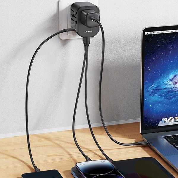 Karikues udhëtimi Usams T59, adapter 4 në 1, 20W, 2xUSB 1xUSB C, i bardhë