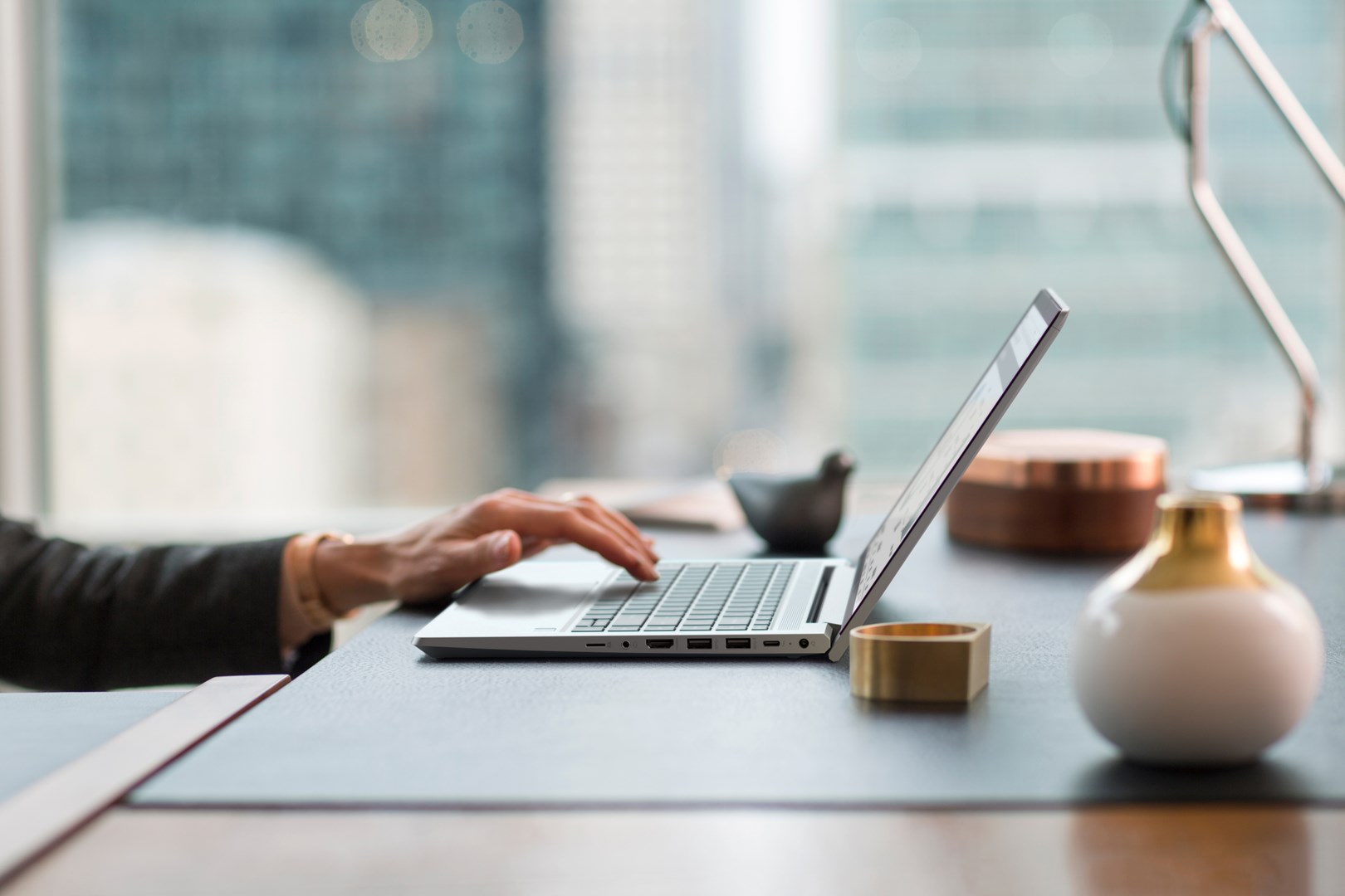 Laptop HP ProBook 640, 14", Intel i5-1145G7, 16 GB RAM, 512 GB SSD, i argjendtë