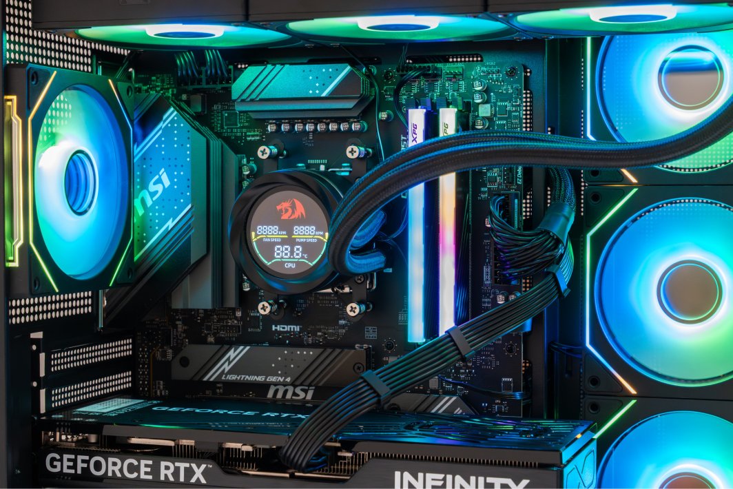 Kompjuter gaming Game Computer X G500, Ryzen 7 5800X, RTX 4070, 32GB RAM, 1TB SSD, i zi